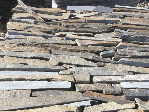 Горбушка златолит мультиколор для облицовки купить в Соликамске