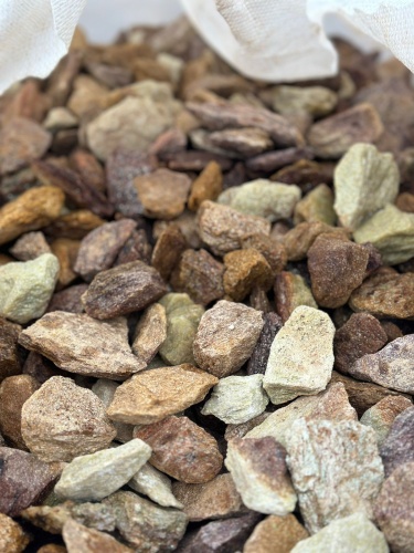 Златолит персиковый декоративная каменная крошка купить в Соликамске