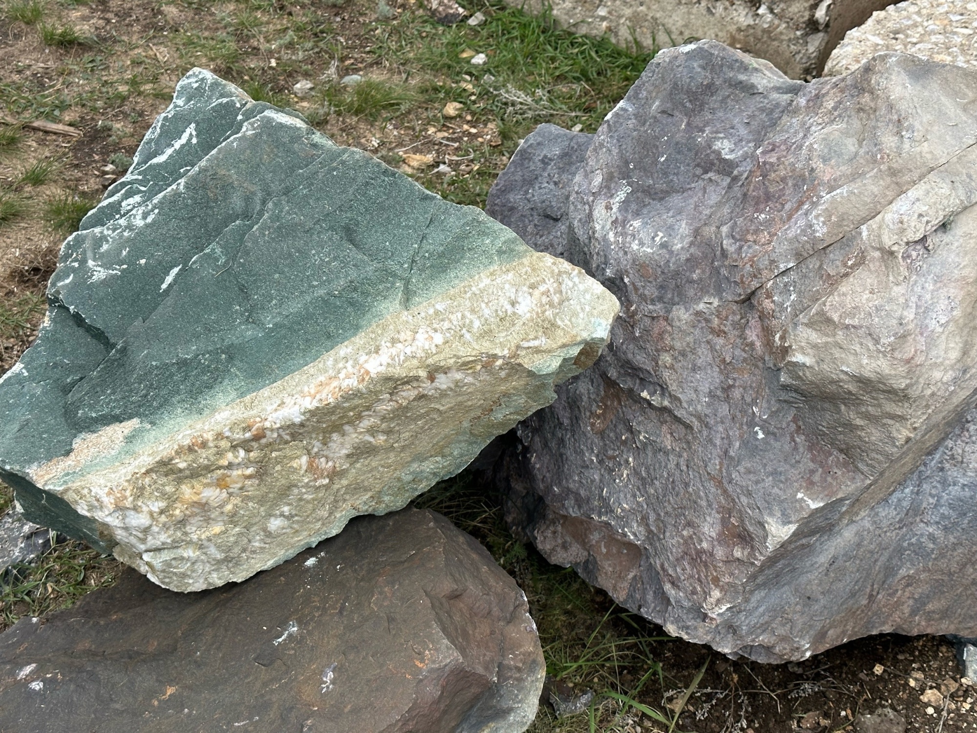 Камни для ландшафтного дизайна зелёные 10-60 килограмм купить в Соликамске