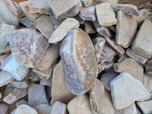 Златолит жёлтый, жёлто-зелёный глыбки и валуны для ланшафтного дизайна купить в Соликамске