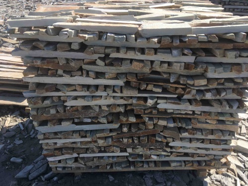 Горбушка златолит золотистый для облицовки купить в Соликамске