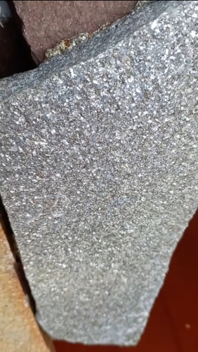 Плитняк златолит серебристый для фасада купить в Соликамске