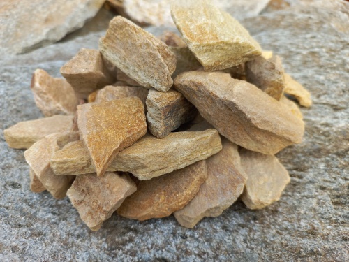 Златолит жёлтый декоративная каменная крошка купить в Соликамске